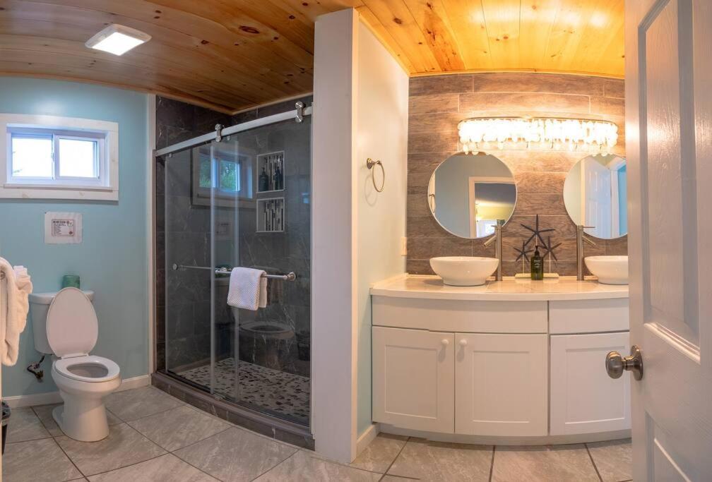 Hancock Elegant Jacuzzi Suite מראה חיצוני תמונה